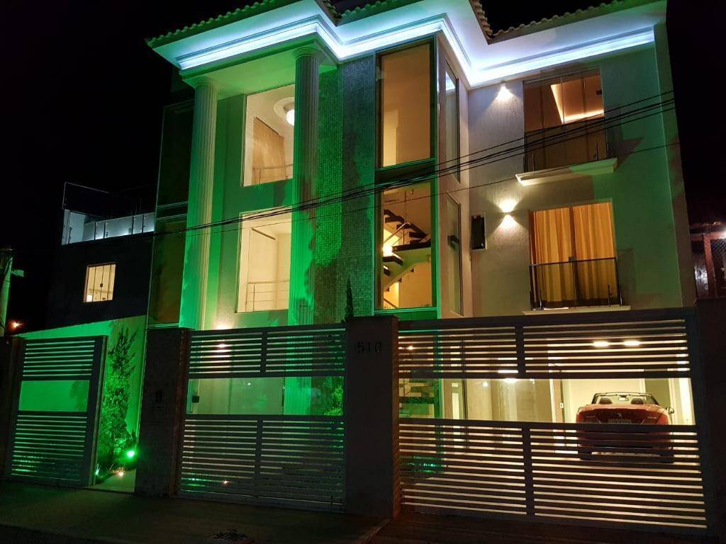 #40 - Casa para Venda em Niterói - RJ