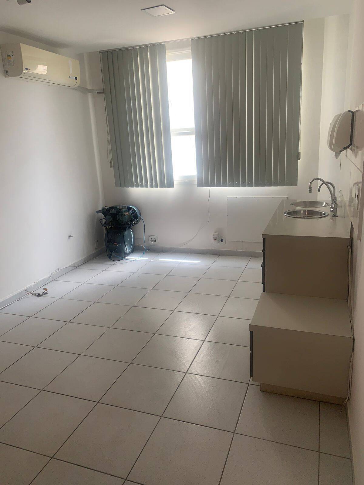 #1059 - Sala para Venda em Niterói - RJ