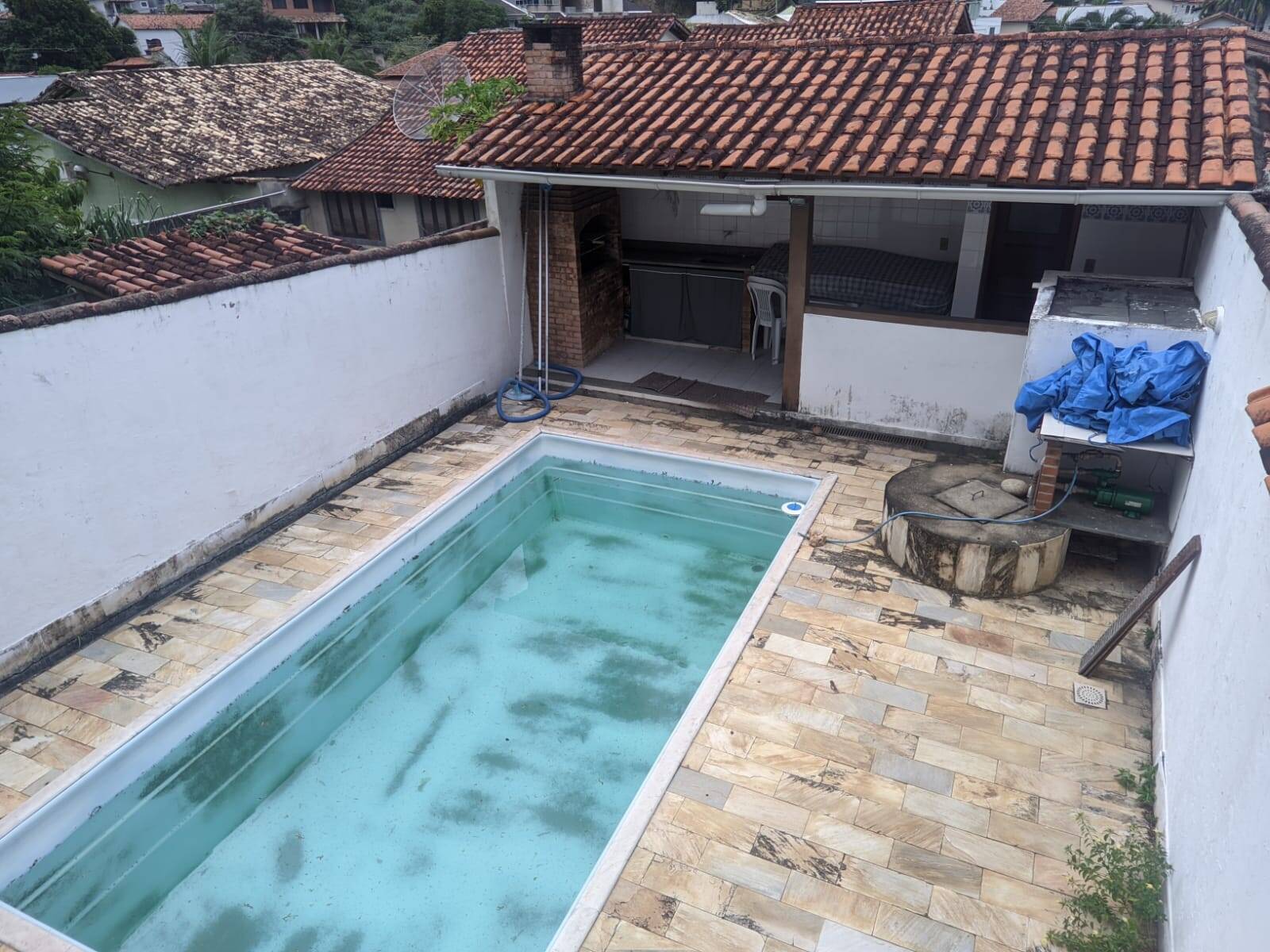 #1872 - Casa para Venda em Niterói - RJ