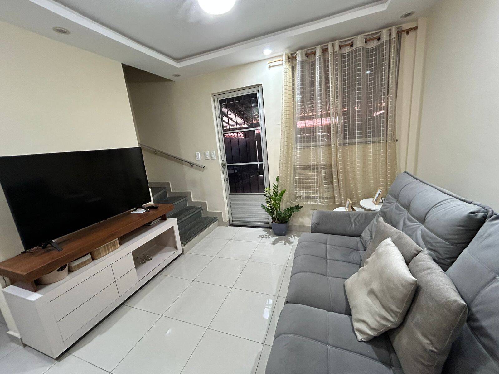#2200 - Casa para Venda em São Gonçalo - RJ