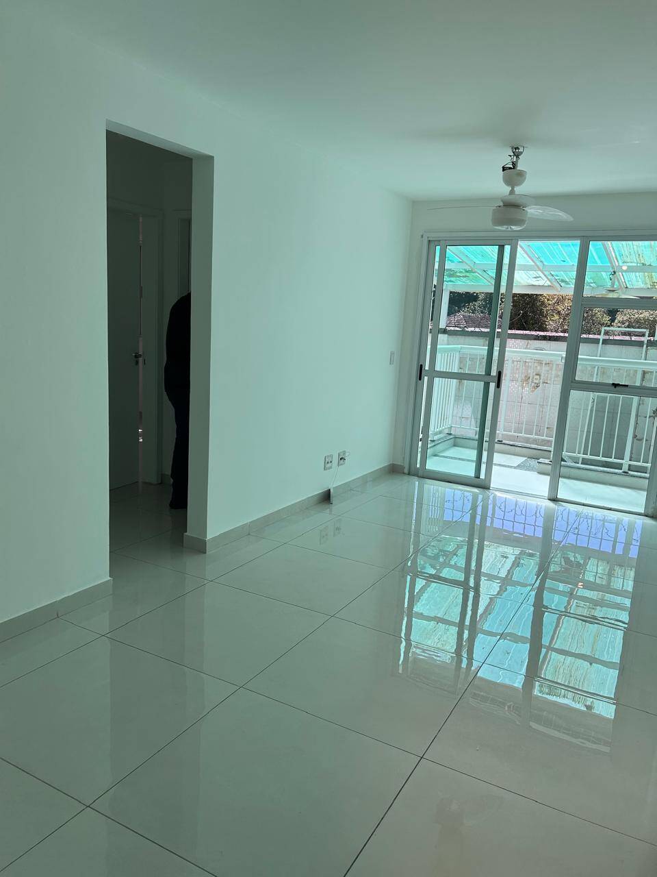 #2356 - Apartamento para Venda em São Gonçalo - RJ