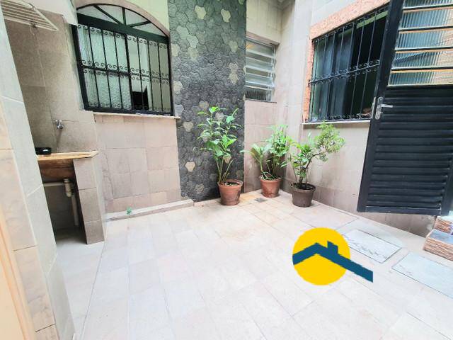 Casa para Venda em Niterói - 3