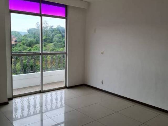 #190 - Apartamento para Venda em Niterói - RJ