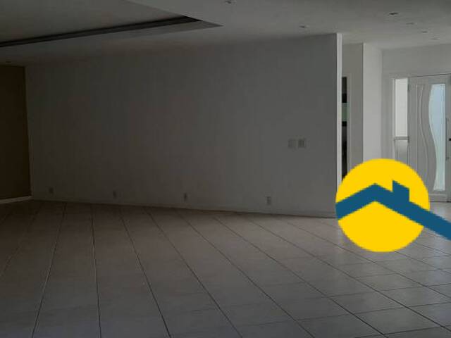 Casa para Venda em Niterói - 3