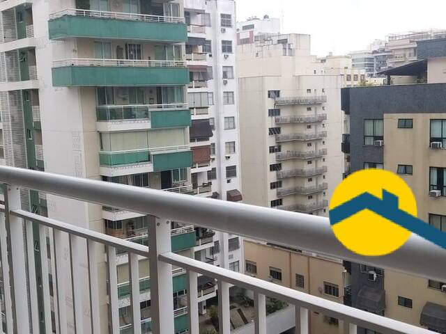 Apartamento para Venda em Niterói - 4