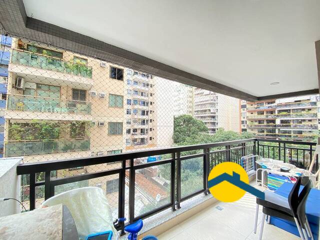 #241 - Apartamento para Venda em Niterói - RJ