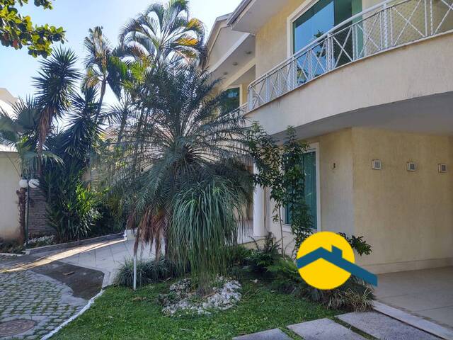 #431 - Casa para Venda em Niterói - RJ