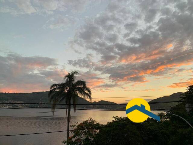 Casa para Venda em Niterói - 2