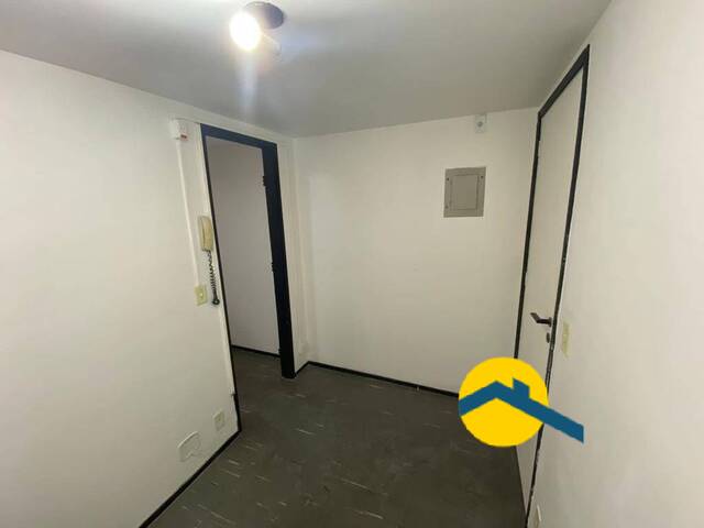 #611 - Sala para Venda em Niterói - RJ