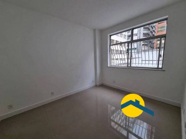 Apartamento para Venda em Niterói - 3
