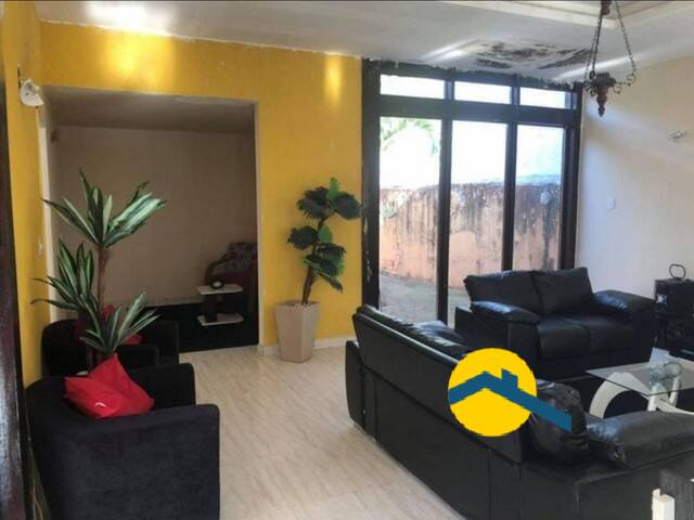 #717 - Casa para Venda em Niterói - RJ