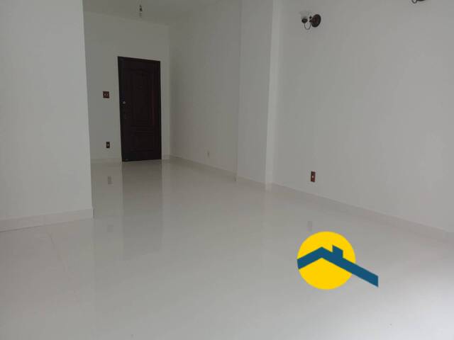 Apartamento para Venda em Niterói - 3