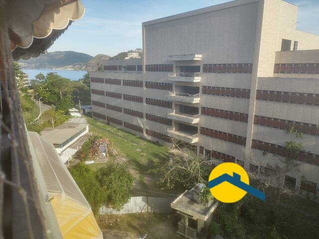Apartamento para Venda em Niterói - 5