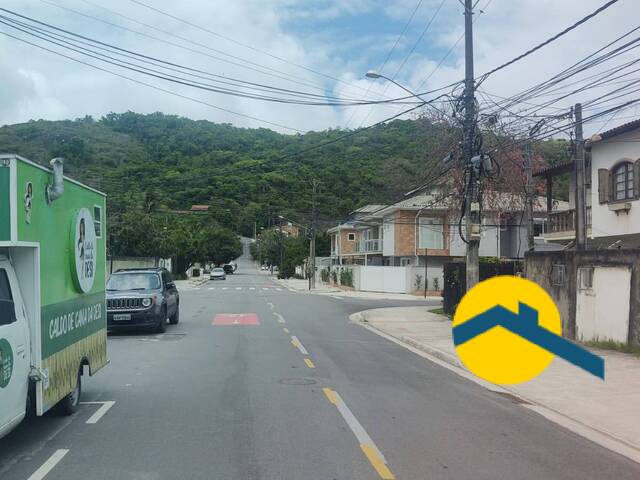 Casa para Venda em Niterói - 2