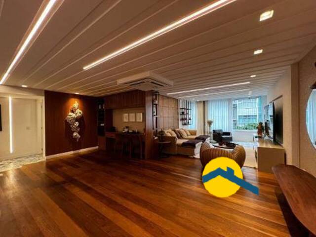 #920 - Apartamento para Venda em Niterói - RJ