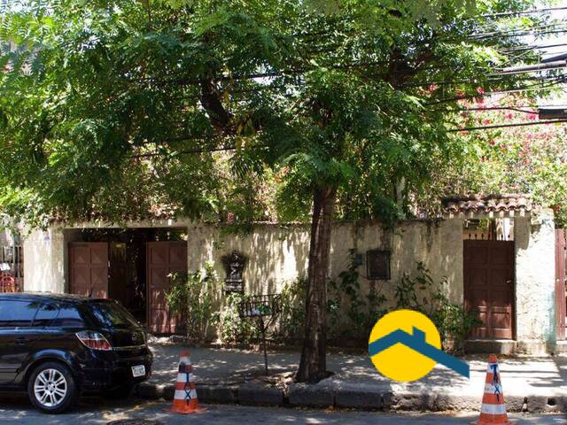 #928 - Casa para Venda em Niterói - RJ