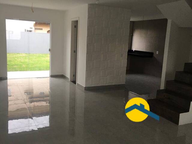 #954 - Casa para Venda em Niterói - RJ