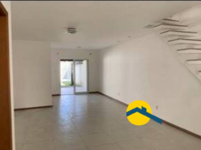 #1098 - Casa para Venda em Niterói - RJ