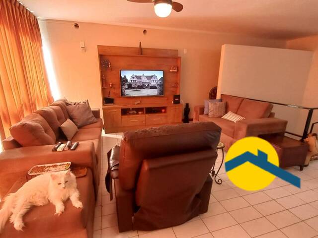 Casa para Venda em Niterói - 3