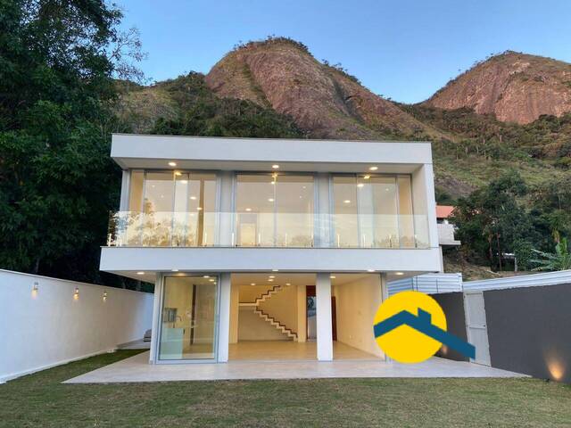 Casa para Venda em Niterói - 3