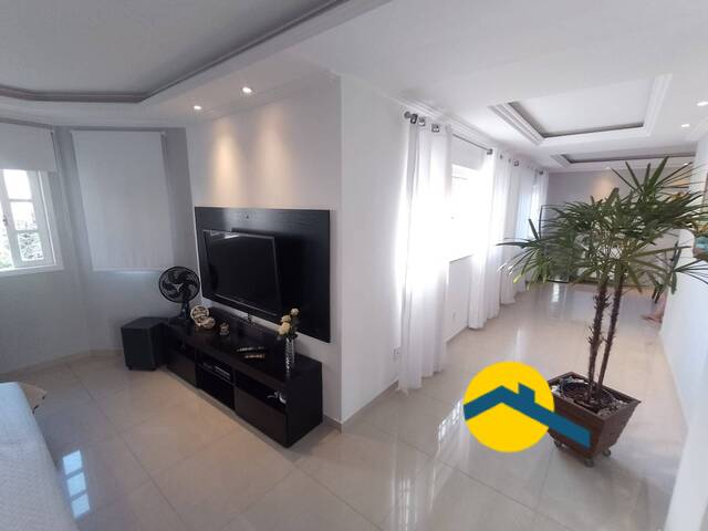 Casa para Venda em Niterói - 3