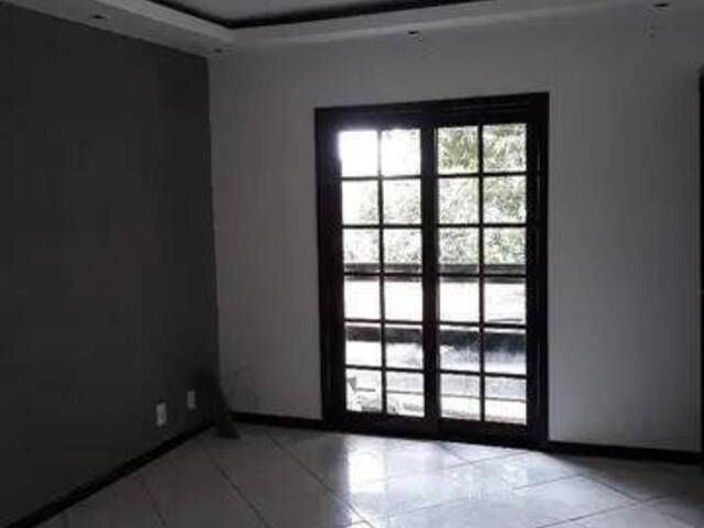 #1431 - Casa para Venda em Niterói - RJ