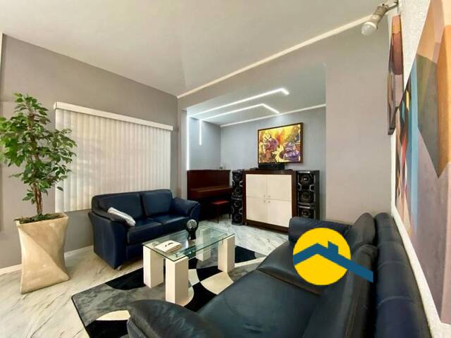 Casa para Venda em Niterói - 4