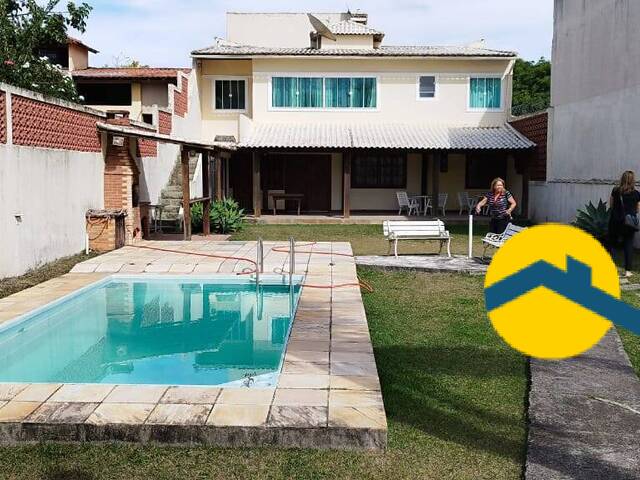 Casa para Venda em Rio das Ostras - 2