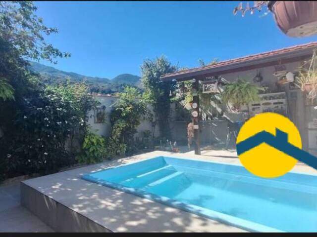 #1594 - Casa para Venda em Rio Bonito - RJ - 1