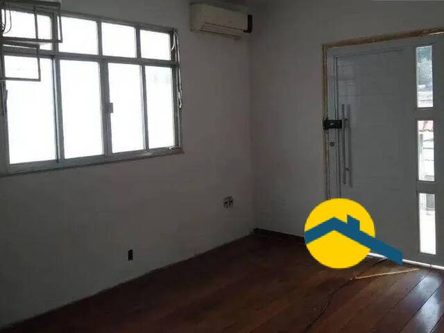 #1661 - Casa para Venda em Niterói - RJ - 1