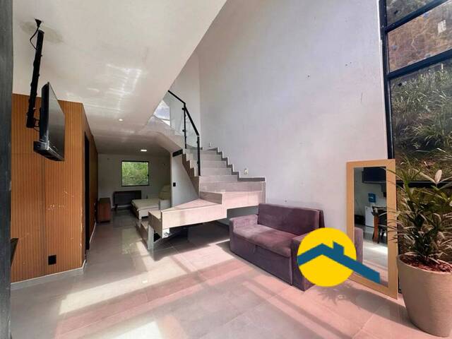 Casa para Venda em Niterói - 3