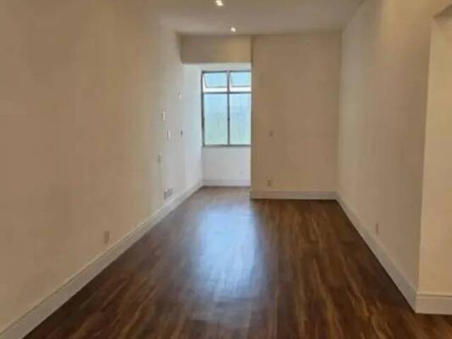 #2023 - Apartamento para Venda em Niterói - RJ - 2