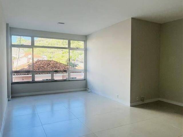 Apartamento para Venda em Niterói - 4