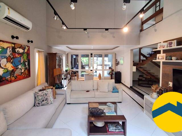 #2156 - Casa para Venda em Niterói - RJ - 1