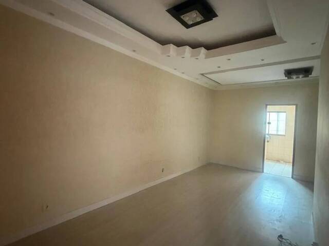 Casa para Venda em São Gonçalo - 2