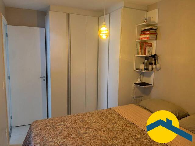 #2215 - Apartamento para Venda em São Gonçalo - RJ