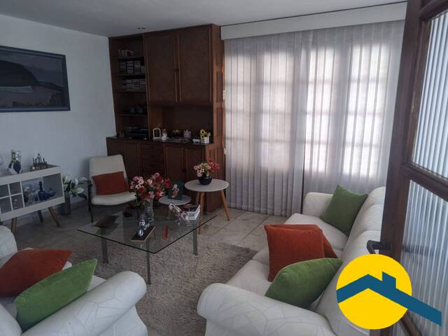Casa para Venda em Niterói - 2