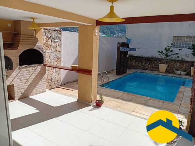 Casa para Venda em Niterói - 1