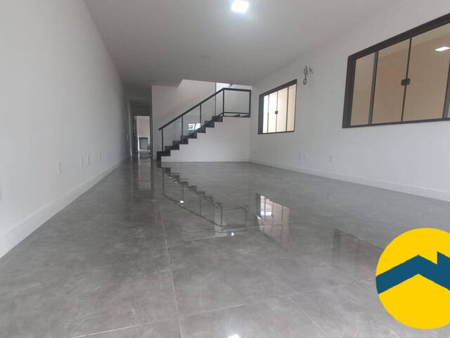 Casa para Venda em Niterói - 3