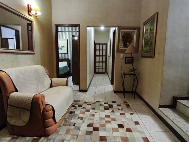 Casa para Venda em Niterói - 4
