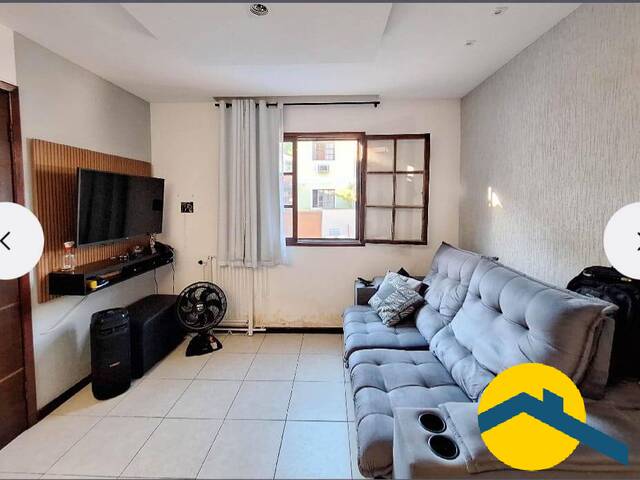 Casa para Venda em São Gonçalo - 2