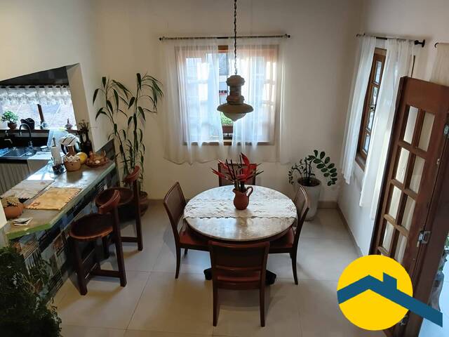 #2352 - Casa para Venda em Niterói - RJ - 2