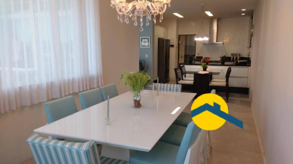 Casa para venda em São Francisco - Niterói -Rio de Janeiro.