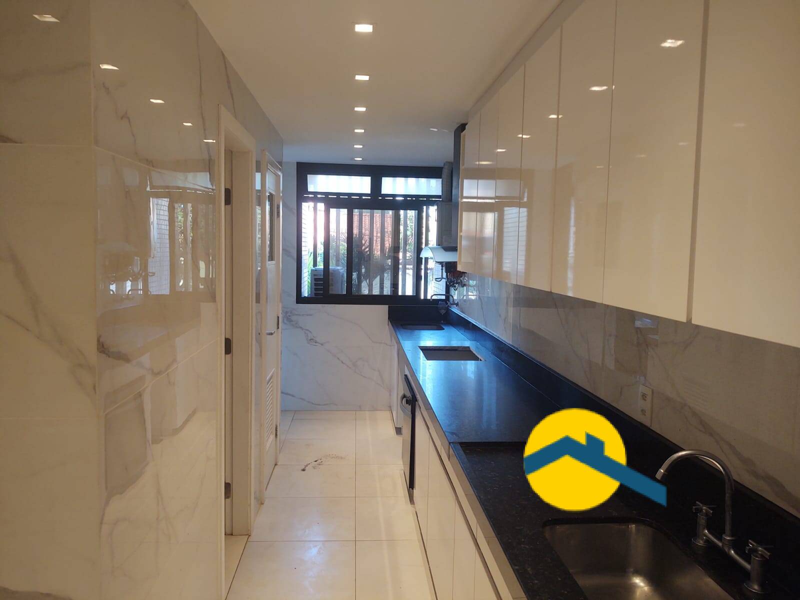 Apartamento à venda com 4 quartos, 140m² - Foto 31