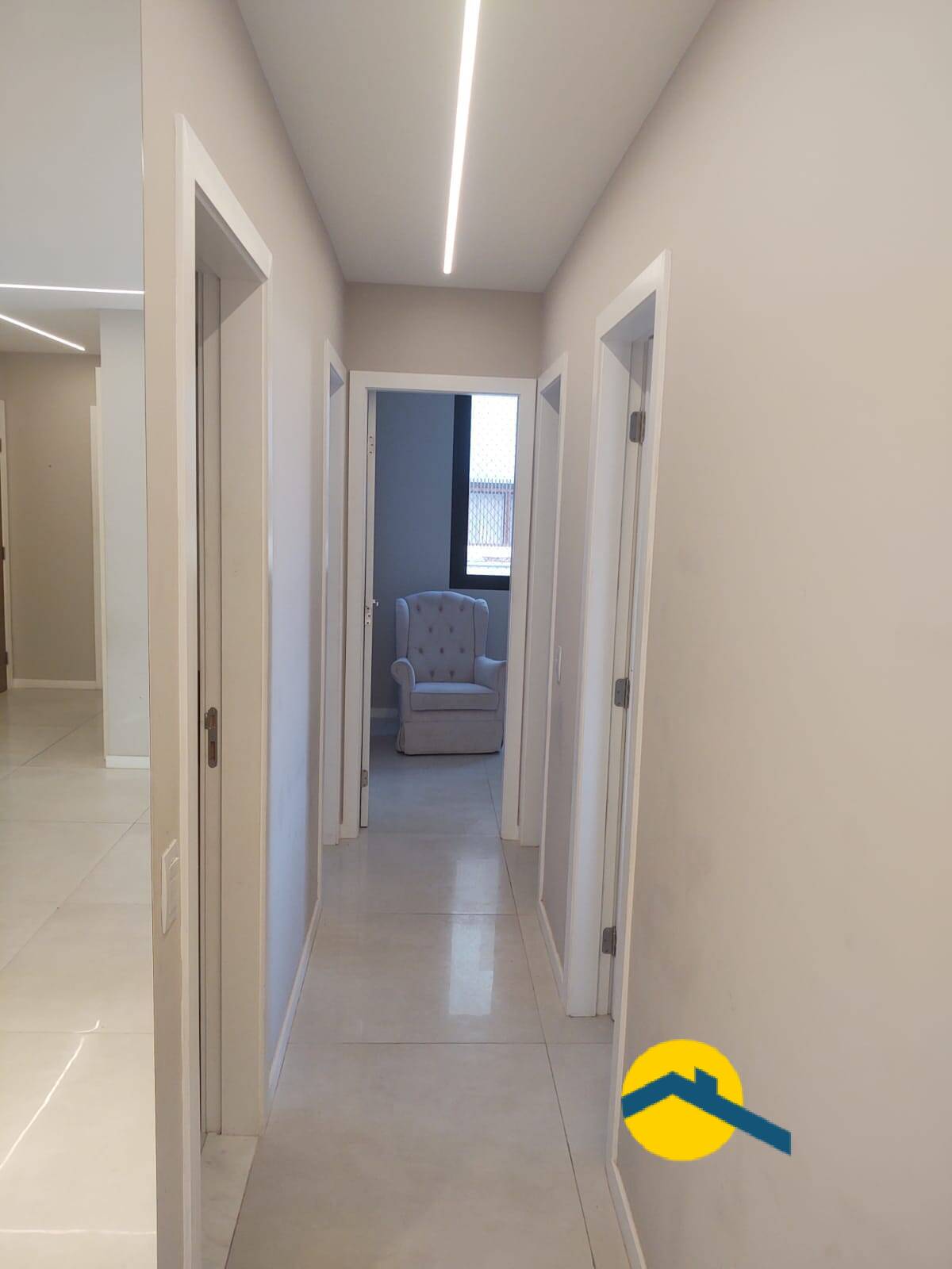 Apartamento à venda com 4 quartos, 140m² - Foto 16