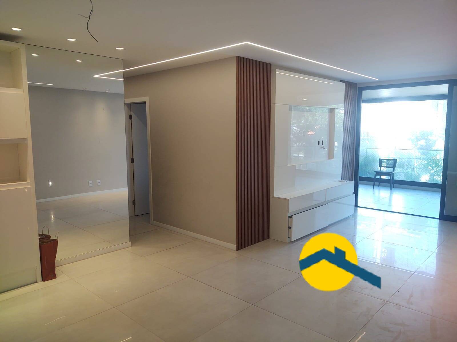 Apartamento à venda com 4 quartos, 140m² - Foto 10