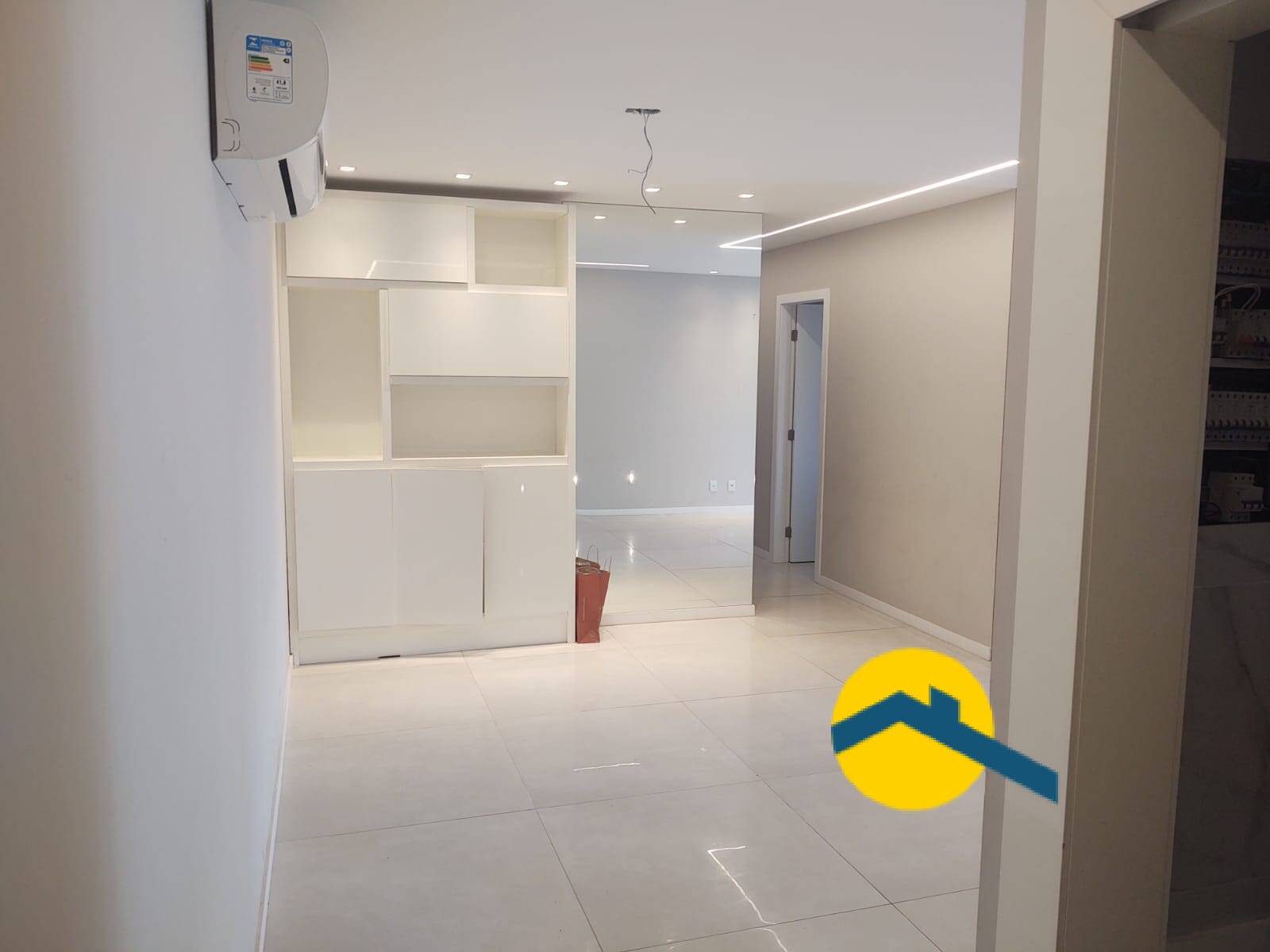 Apartamento à venda com 4 quartos, 140m² - Foto 14