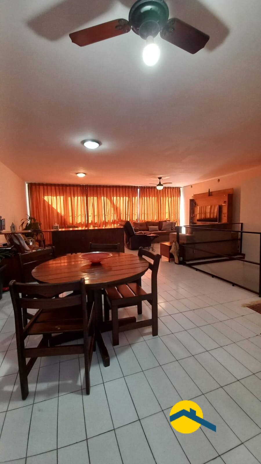 Casa, 4 quartos, 240 m² - Foto 11
