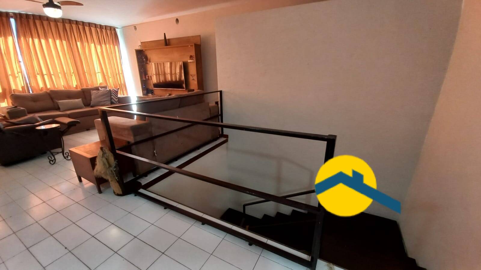 Casa, 4 quartos, 240 m² - Foto 13