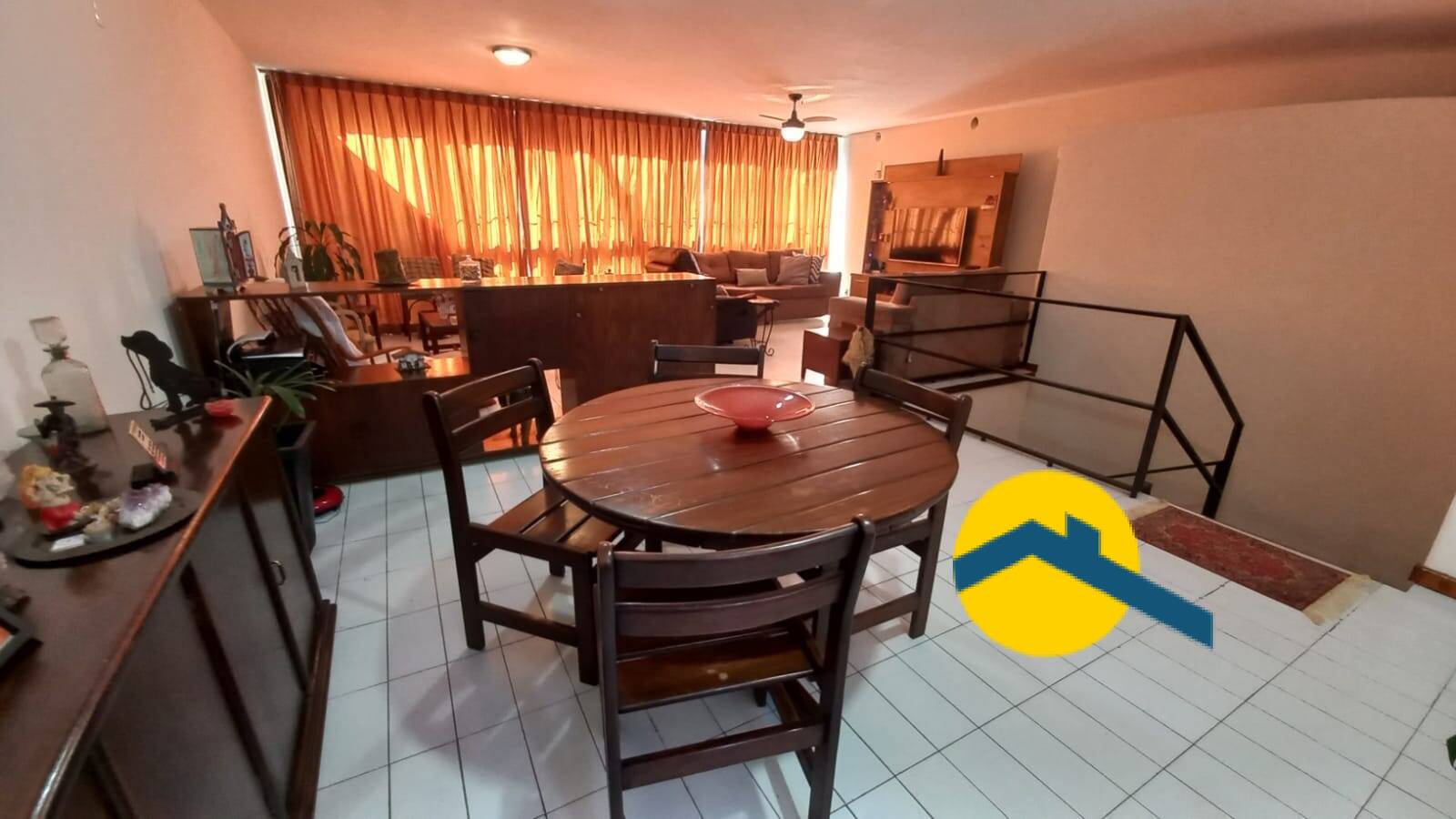 Casa, 4 quartos, 240 m² - Foto 9